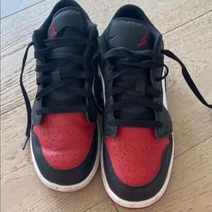 Nike Kids Black and Red Sneakers